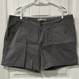 2/$40 🥾or👟AVENTURA 16 PLUS, AS NEW, Grey Cargo Shorts, organic Cotton